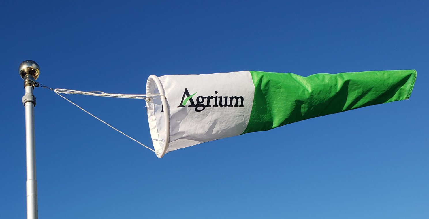 Rope and Clip Included Promotional Lightweight Windsock for Advertising, Pickleball, Tennis, Badminton, Golf Court Course